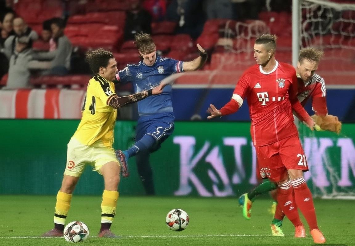 巴伦西亚VS拜仁欧冠对决：战术解析与心理较量