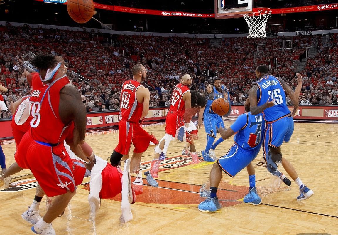 2017NBA季后赛首轮：火箭4-1淘汰雷霆系列赛精彩回顾